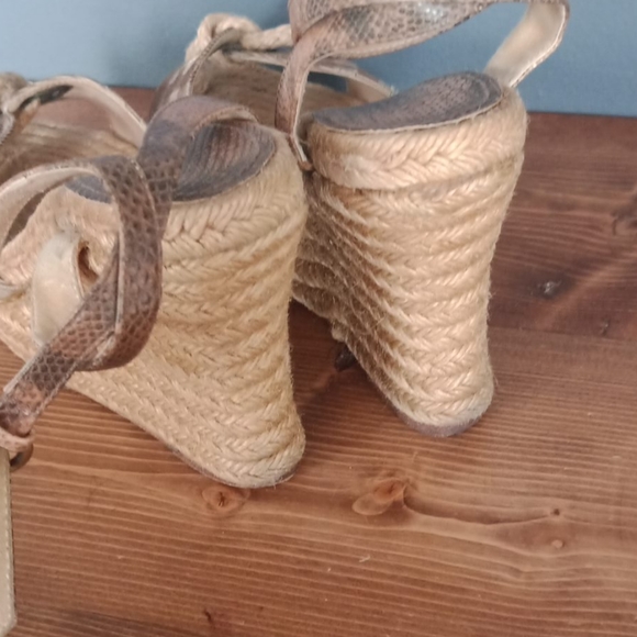 Burberry wedges - Picture 7 of 8